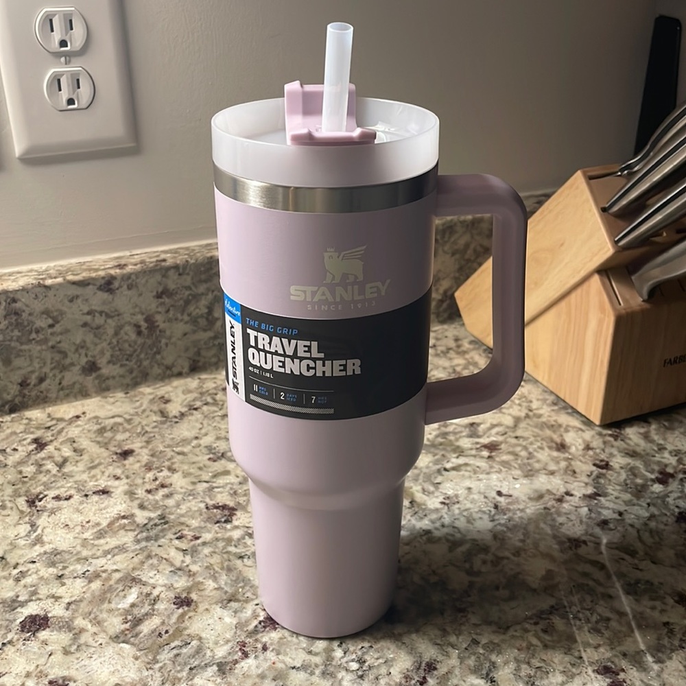 Orchid Stanley 40 oz Quencher